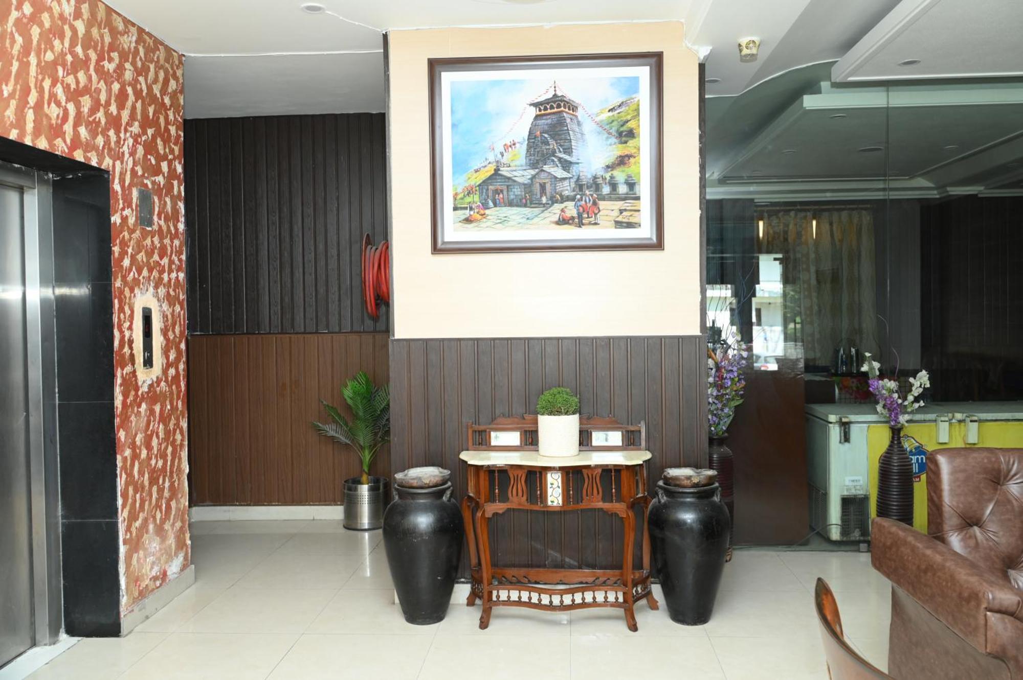 Hotel Surya Plaza Kotdwara Экстерьер фото